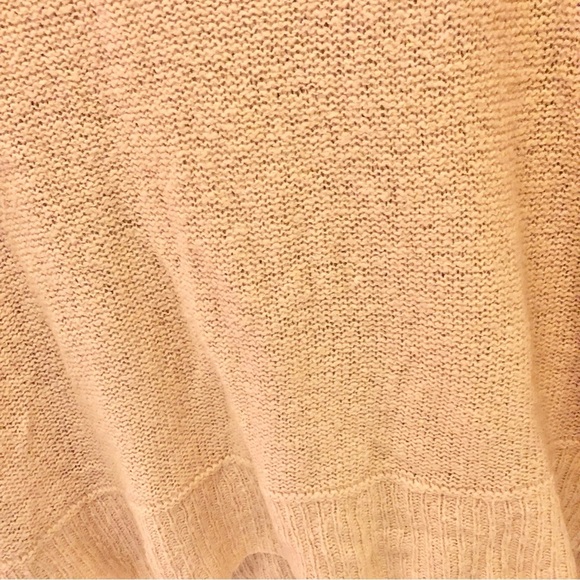 Abercrombie & Fitch V neck Light Knit Sweater Light Pink Cream M/L - Picture 5 of 7